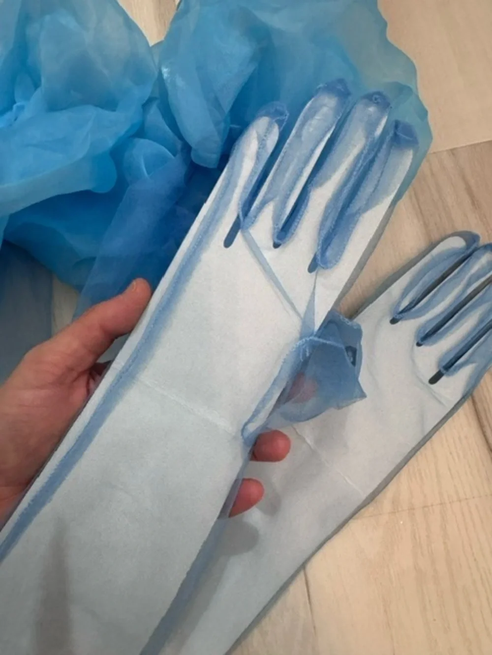 Anthropologie blue organza mesh gloves o/s - bride something blue